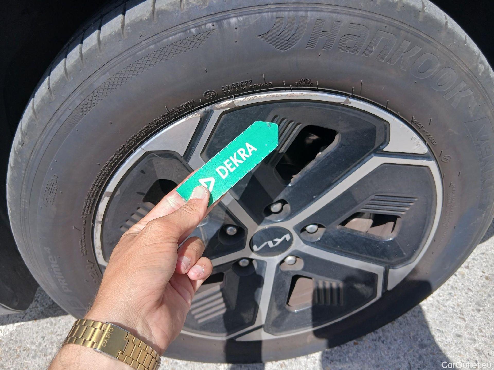  KIA  Niro  Hybrid Drive 1.6 AT6 E6d #60