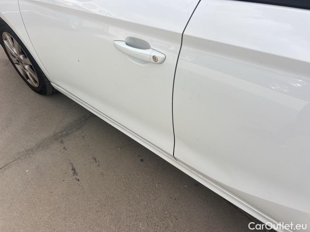  Opel  Corsa OPEL  / 2019 / 5P / berlina con portón 1.2T XHL 74kW (100CV) Edition (AC) #9