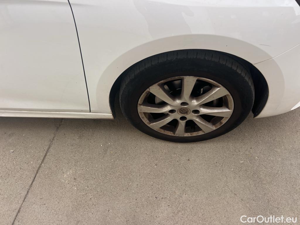  Opel  Corsa OPEL  / 2019 / 5P / berlina con portón 1.2T XHL 74kW (100CV) Edition (AC) #7