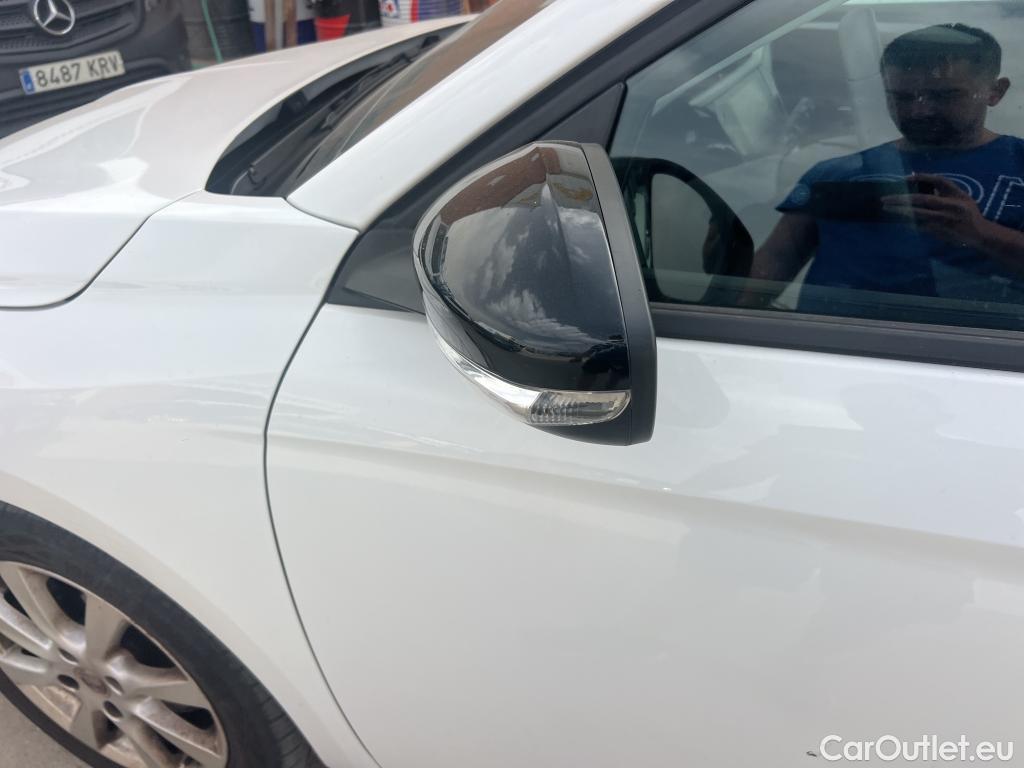  Opel  Corsa OPEL  / 2019 / 5P / berlina con portón 1.2T XHL 74kW (100CV) Edition (AC) #28