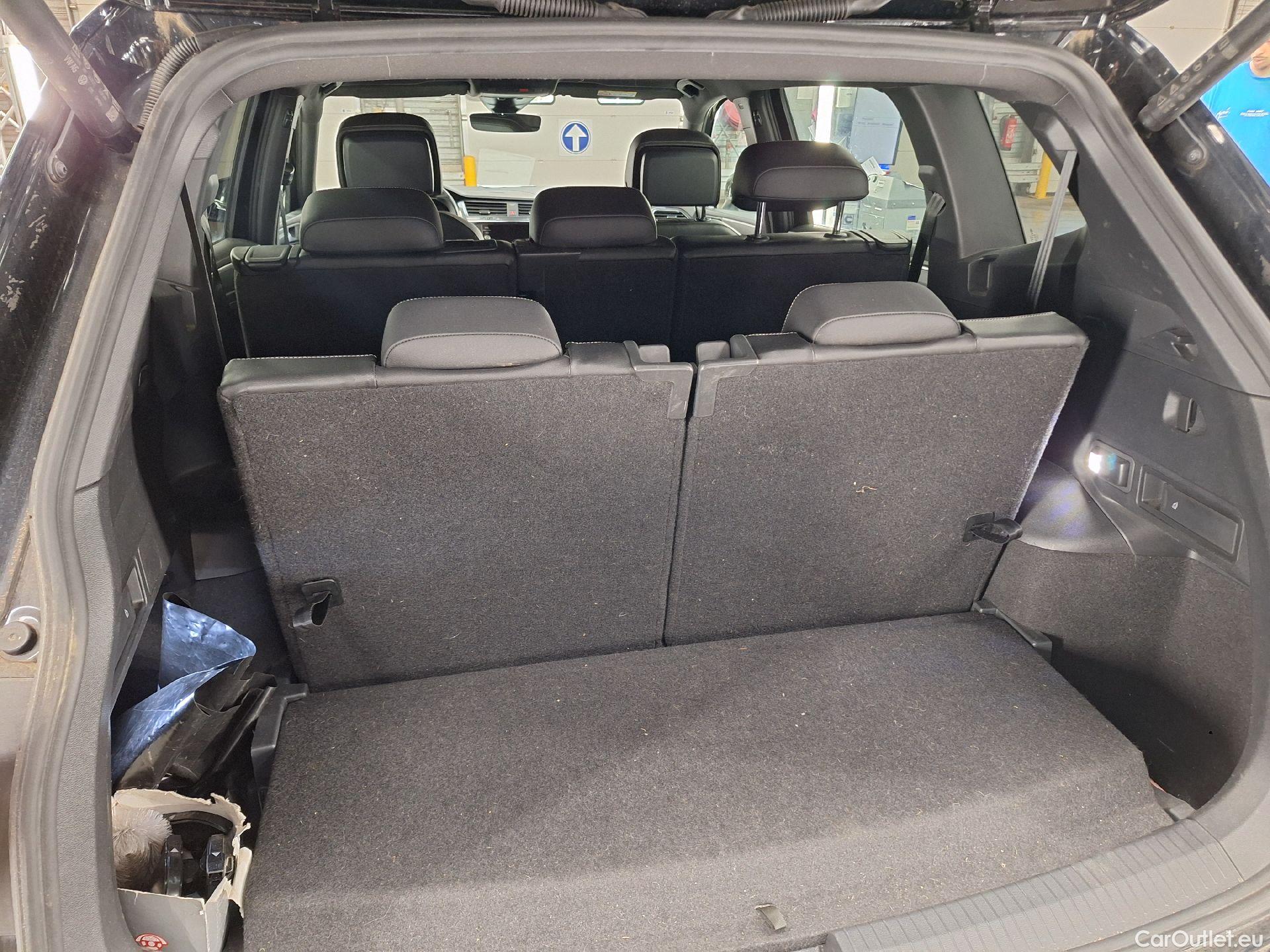  Volkswagen  Tiguan VW,  Alls FL'21, Volkswagen  Allspace 2.0 TDI DSG R-Line Busi 7pl #19