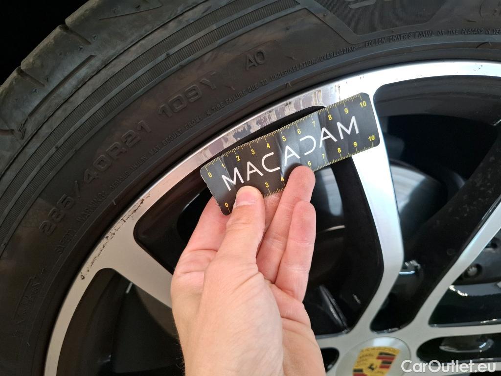  Porsche  Cayenne PORSCHE  Coupé / 2019 / 5P / SUV 3.0 V6 E-HYBRID AUTO #12