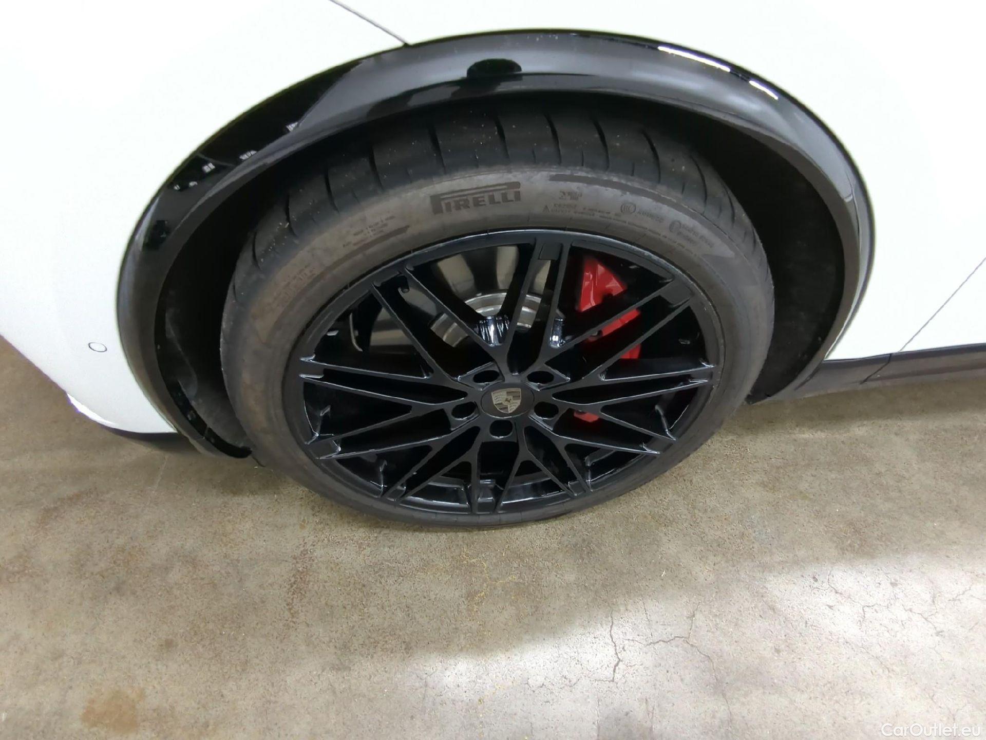  Porsche  Macan  Electric Turbo 100kWh BVA #5