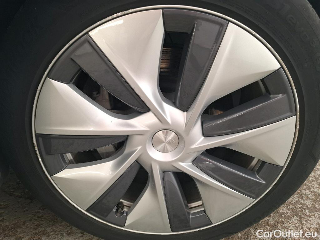  Tesla  Model Y TESLA  / 2020 / 5P / SUV Grande Autonomie Dual-Motor AWD #9