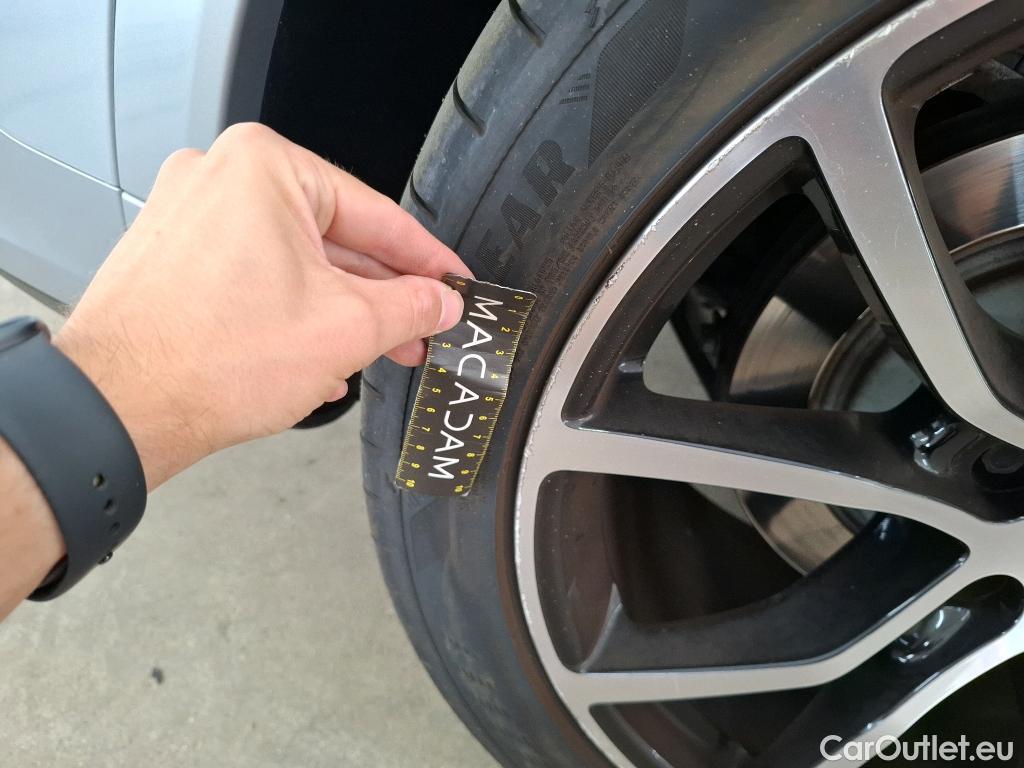  Porsche  Cayenne PORSCHE  Coupé / 2019 / 5P / SUV 3.0 V6 E-HYBRID AUTO #26