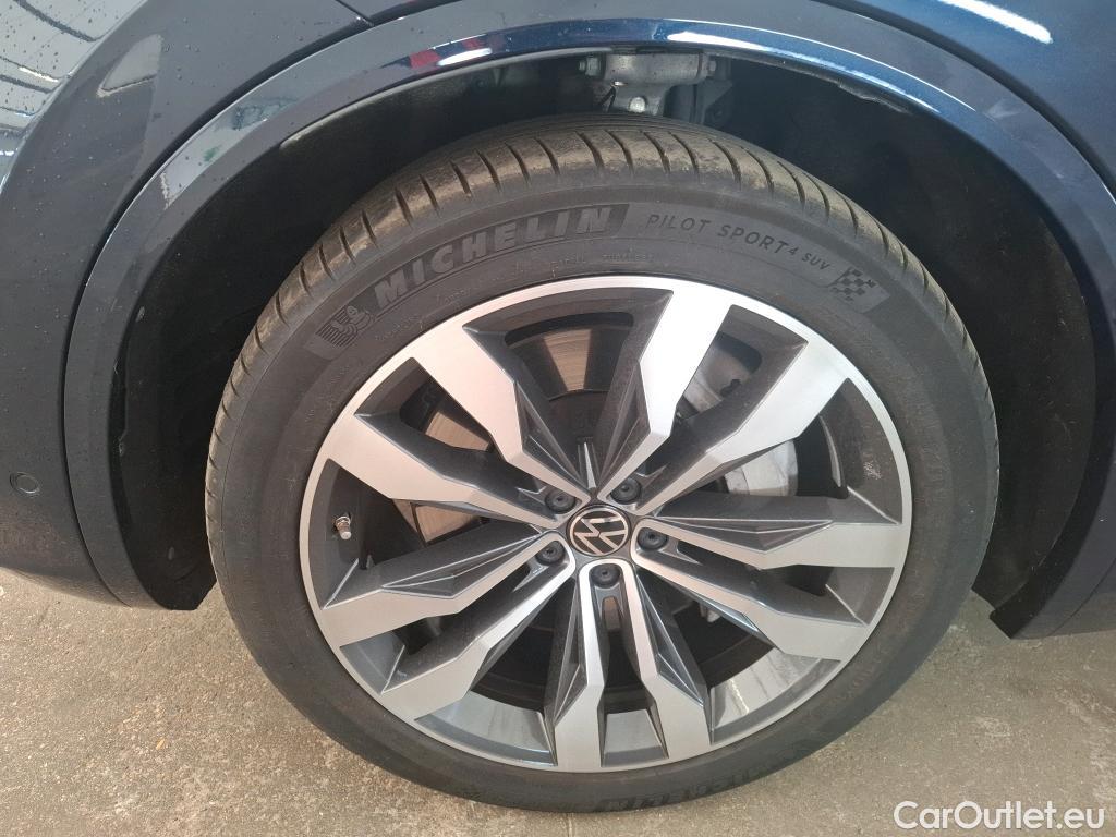  Volkswagen  Touareg VOLKSWAGEN  / 2018 / 5P / SUV 3.0 TSI 462ch eHybrid R #1