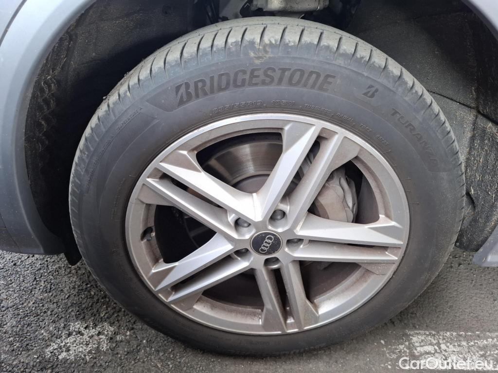 Audi  Q5 AUDI  / 2020 / 5P / SUV 50 TFSI e 299 QTT S TRONIC 7 S LINE #40