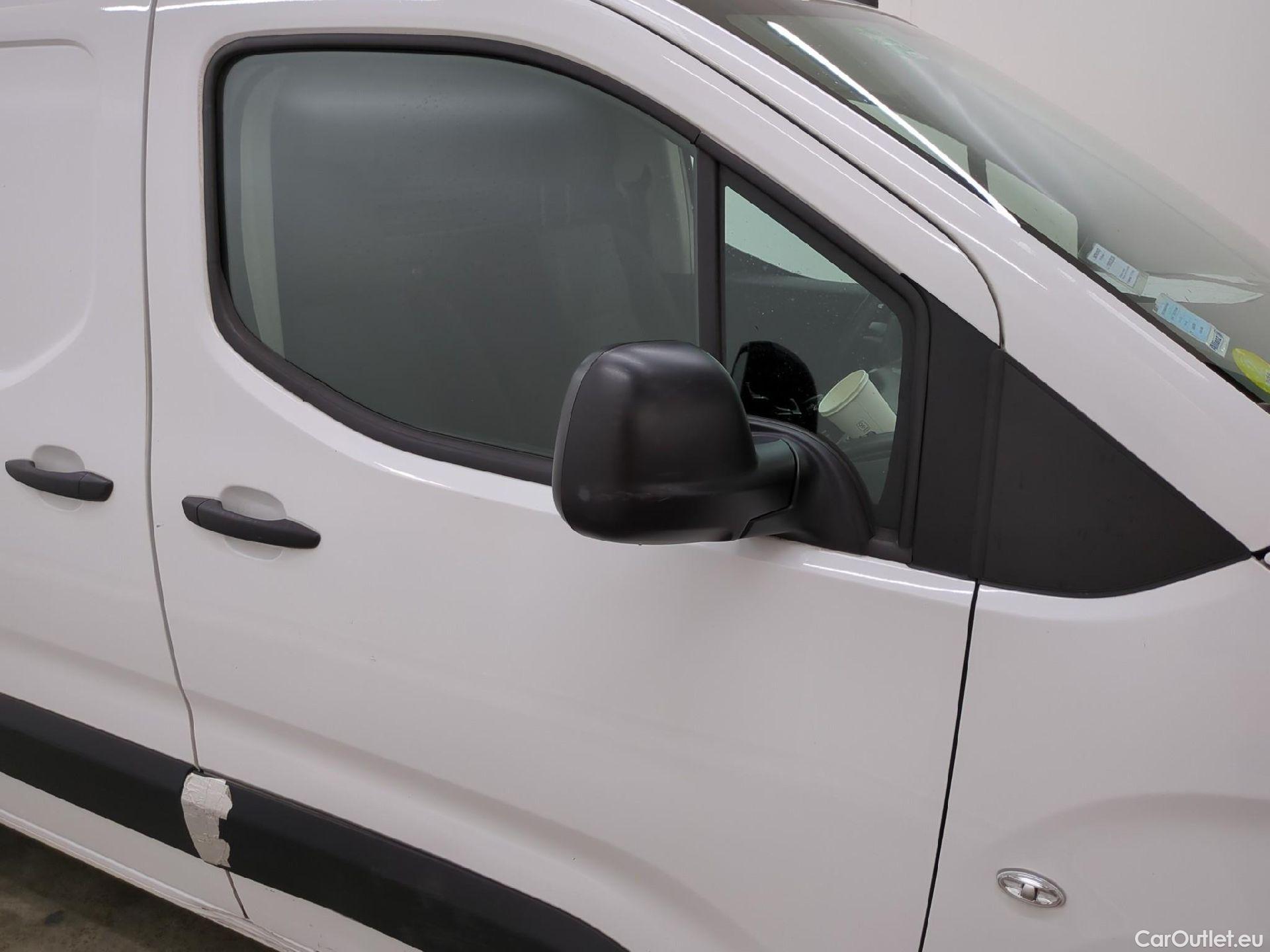  Citroen  Berlingo  Fourgon Club M 650 1.5 BlueHDi 75CV BVM5 E6dT #2