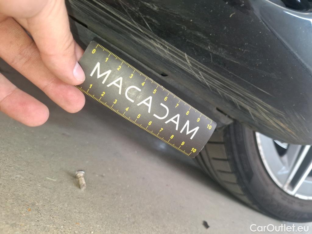  Mercedes  A-Klasse MERCEDES-BENZ Classe A 5p Berline A 200 d AMG Line 8G-DCT #21