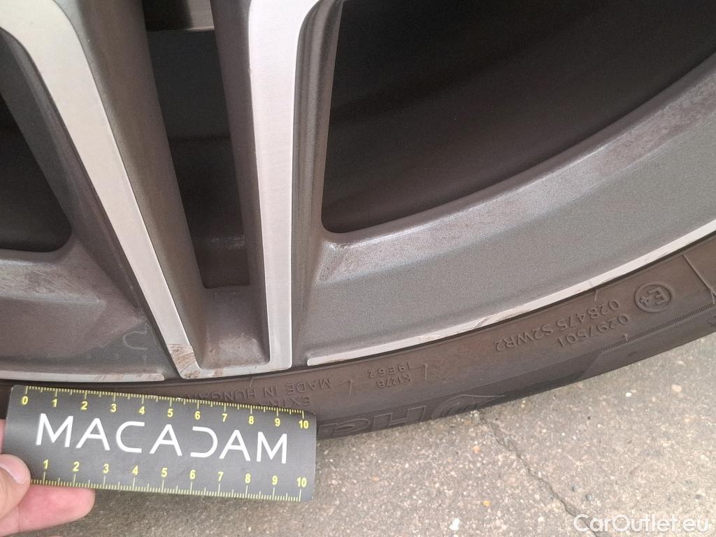 Mercedes  A-Klasse MERCEDES-BENZ Classe A 5p Berline A 200 d AMG Line 8G-DCT #52