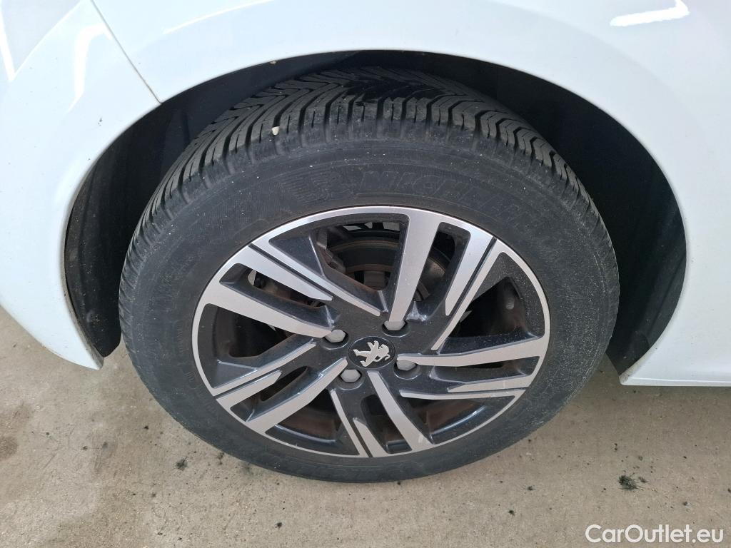  Peugeot  208  Allure Business 1.2 PureTech 100CV BVM6 E6d #38