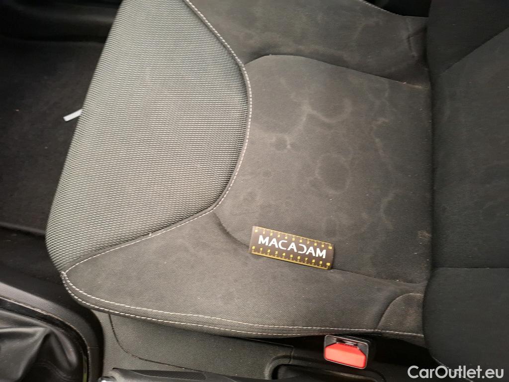 Renault  Clio  IV Business 0.9 TCe 90CV BVM5 E6 #20