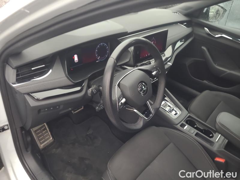  Skoda  Octavia  Combi (NX3)(2020) Oct.Combi 2.0TDI 110 Style AT #4