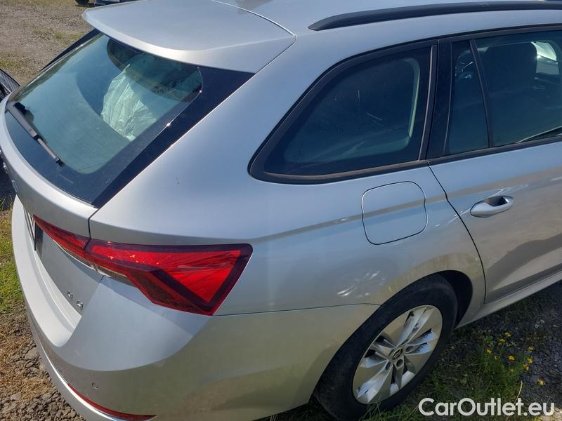  Skoda  Octavia  Combi (NX3)(2020) Oct.C.2.0TDI 110 4x4 Ambit AT #26