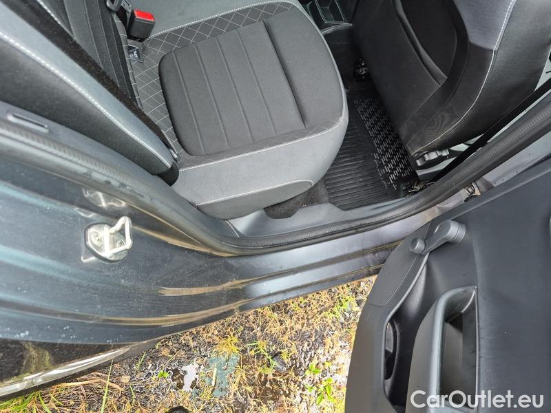  Skoda  Fabia  Combi (2015) Com.1.0TSI 70 Ambition 5d #11