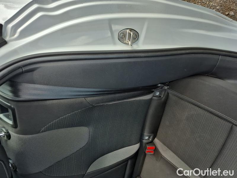  Skoda  Octavia  Combi (NX3)(2020) Oct.Combi 1.5TSI 110 Ambition #18