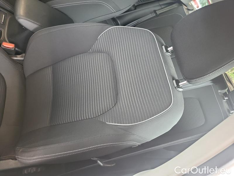  Ford  Focus   (CGE)(2018->) Foc.Kom.1.5EBl.120 Titanium #3