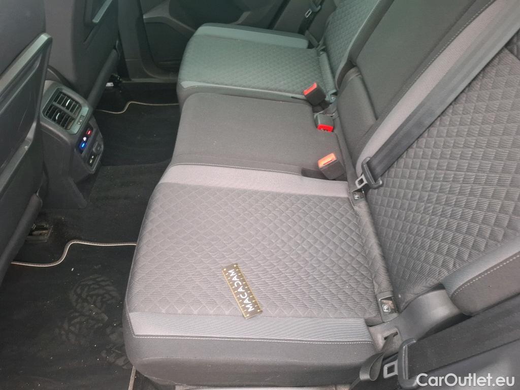  Volkswagen  Tiguan VOLKSWAGEN  / 2016 / 5P / SUV 2.0 TDI 150 DSG7 Confortline Business #54
