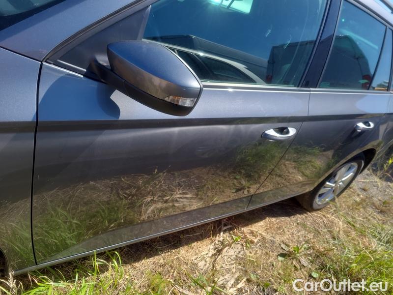  Skoda  Fabia  Combi (2015) Com.1.0TSI 70 Ambition 5d #14