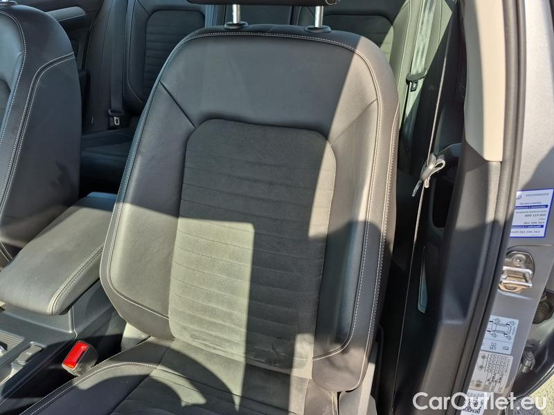  Volkswagen  Passat  Lim (CB2) (2019) Pas.2.0TDI 110 Elegance 4d #4