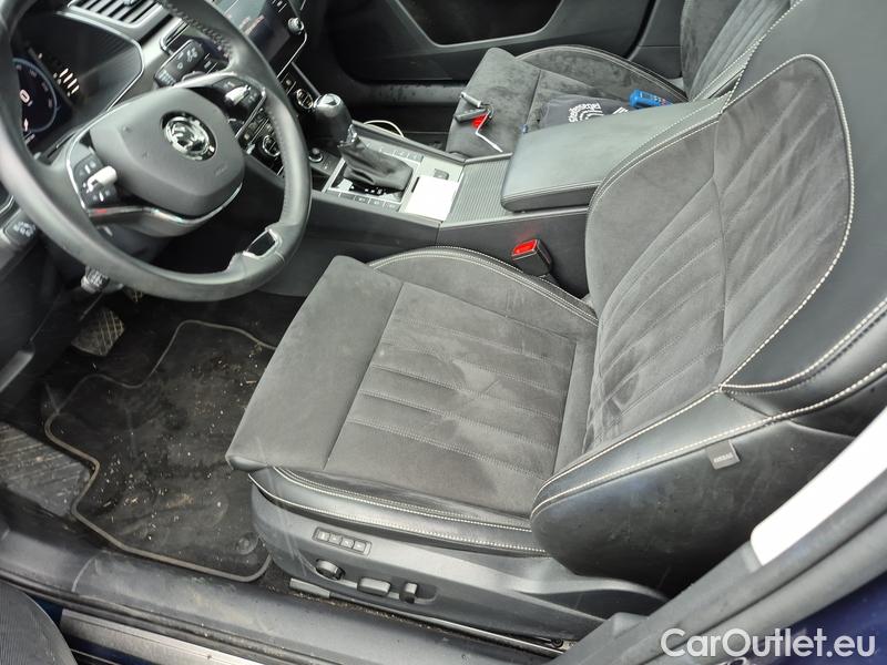  Skoda  Superb  2 (2008) Supe.2.0TDI 147 Style Aut #4