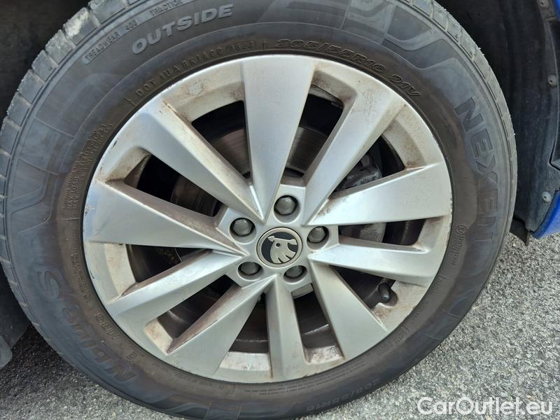  Skoda  Scala  (NW) (2019)  1.0 TSI 81 Style AT #27