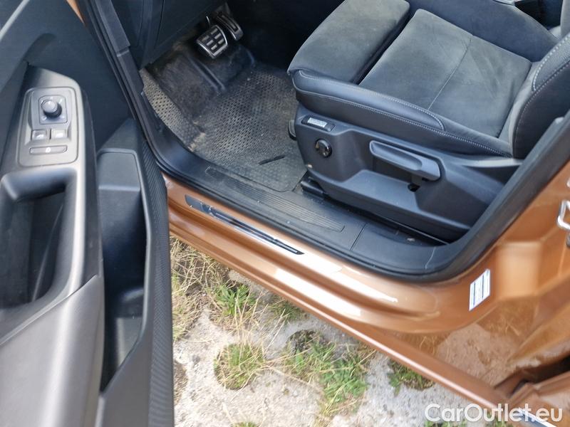  Volkswagen  Caddy  (SBB/SBJ)(2020)  Maxi 2.0TDI 90 Style AT #4