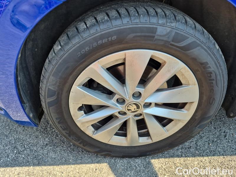  Skoda  Scala  (NW) (2019)  1.0 TSI 81 Style AT #28