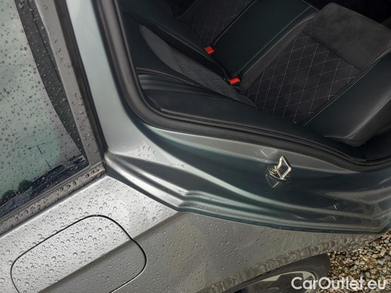  Skoda  Superb  Combi (3V5)(2015) Sup.C.FL2.0TDI 140 Sp.L.4x4 AT #6
