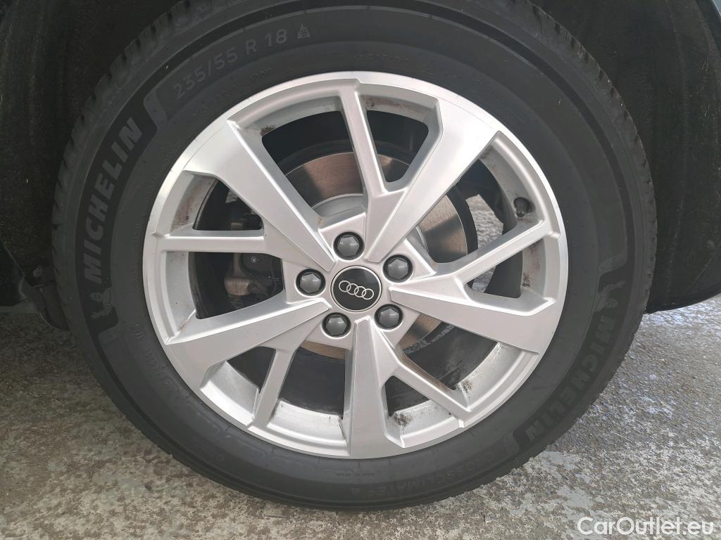  Audi  Q3 AUDI  Sportback / 2018 / 5P / SUV 35 TDI 150 S TRONIC Advanced(SL) #2