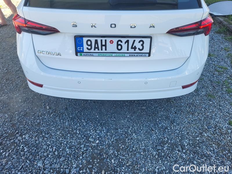  Skoda  Octavia  Lim. (NX3)(2020) Oct.Combi 1.0TSI 81 Ambition #7