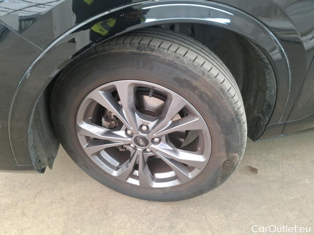  Ford  Kuga FORD  / 2019 / 5P / SUV 2.5 190 Hybrid FlexiFuel Pshif ST-Line B #32