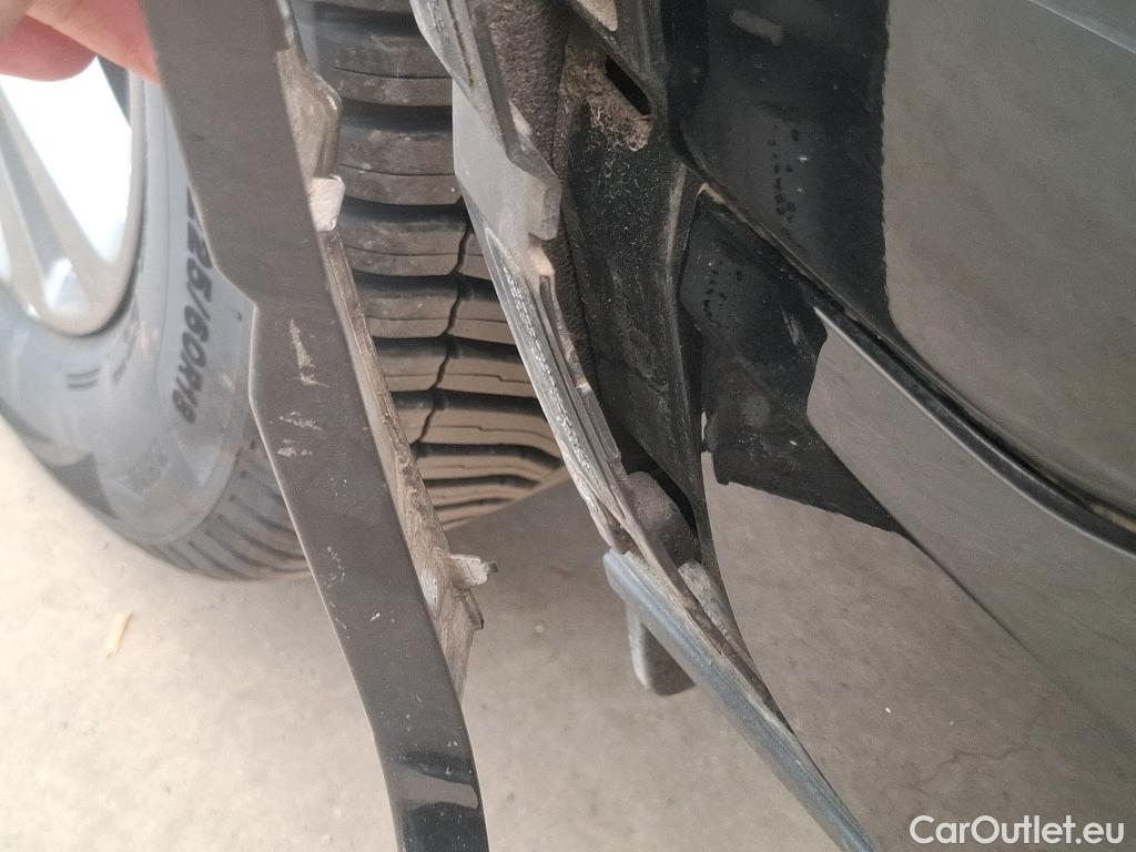  Ford  Kuga FORD  / 2019 / 5P / SUV 2.5 190 Hybrid FlexiFuel Pshif ST-Line B #38