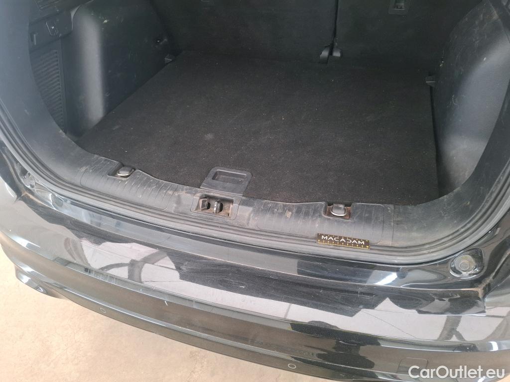  Ford  Kuga FORD  / 2019 / 5P / SUV 2.5 190 Hybrid FlexiFuel Pshif ST-Line B #40