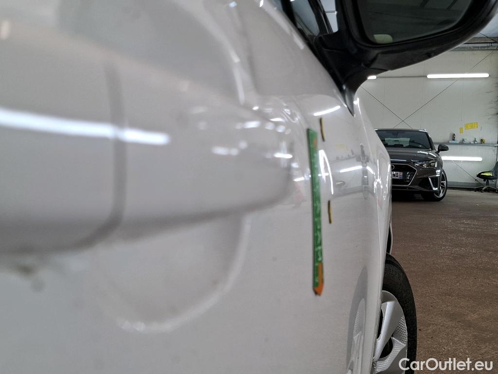  Citroen  C3  Feel Business 1.5 BlueHDI 100CV BVM6 E6d #7