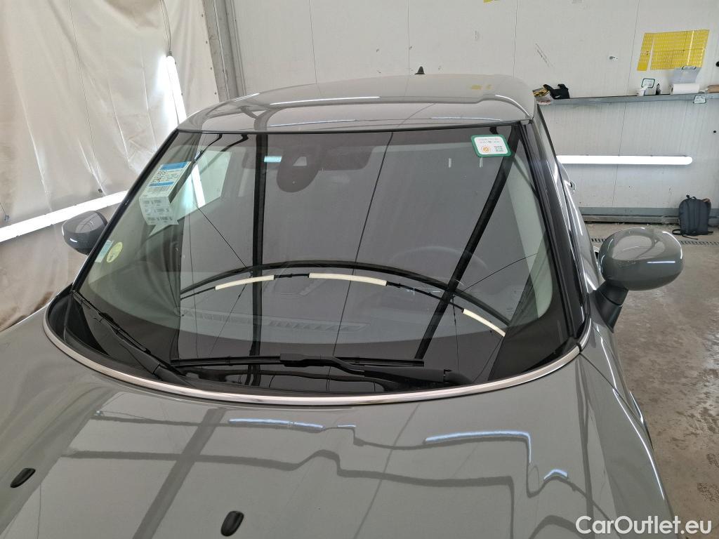  Mini  Countryman MINI  / 2020 / 5P / Crossover Cooper D Business Design 150 BVA8 #23