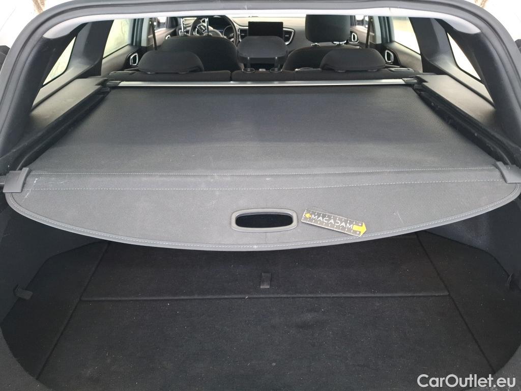 KIA  Cee'd Ceed Sportswagon Active 1.6 CRDi 135CV BVA7 E6d #17