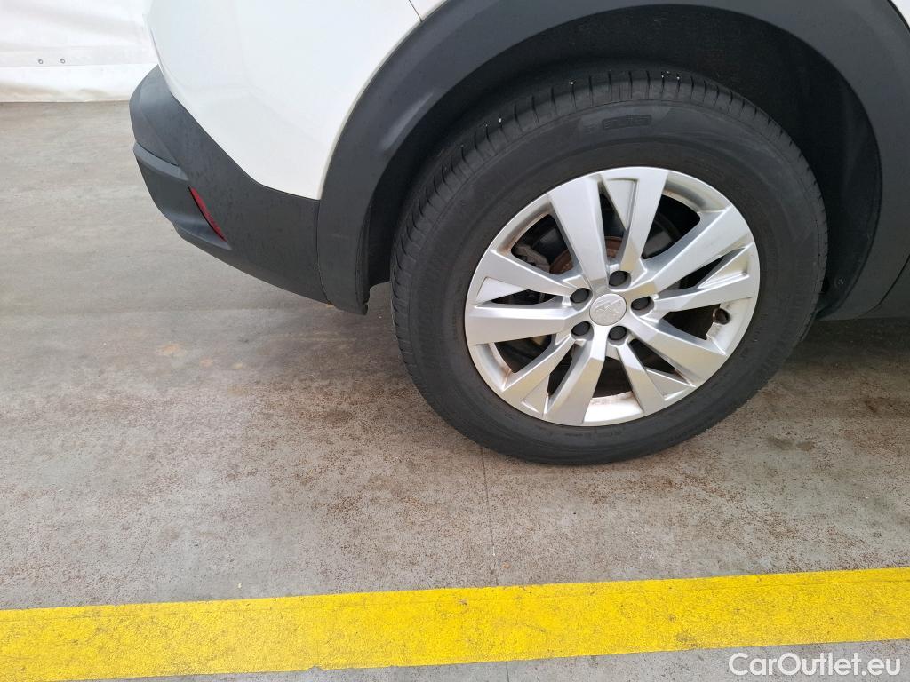  Peugeot  3008  Active Business 1.5 HDi 130CV BVM6 E6d #37