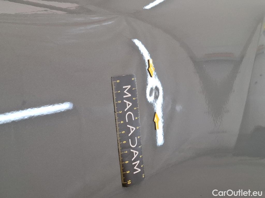  Mini  Countryman MINI  / 2020 / 5P / Crossover Cooper D Business Design 150 BVA8 #16