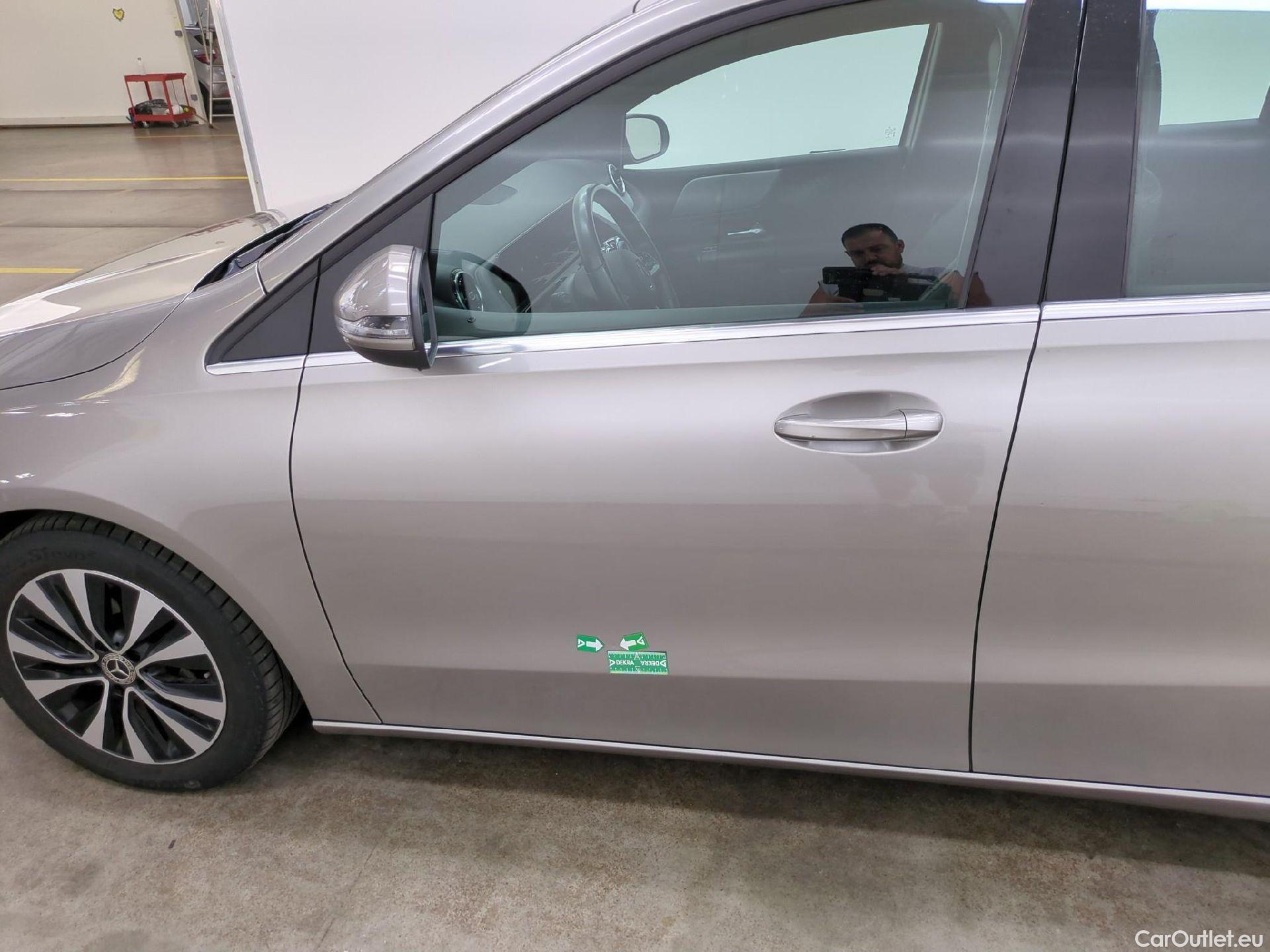  Mercedes  B-Klasse MERCEDES-BENZ Classe B / 2019 / 5P / monospace B 180 d Business Line Edition #4