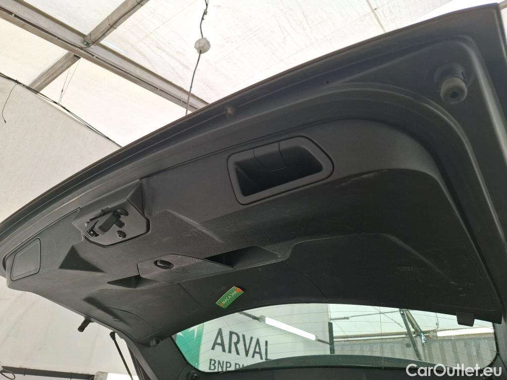  Peugeot  3008  II Active Pack 1.5 HDi 130CV BVA8 E6d #8
