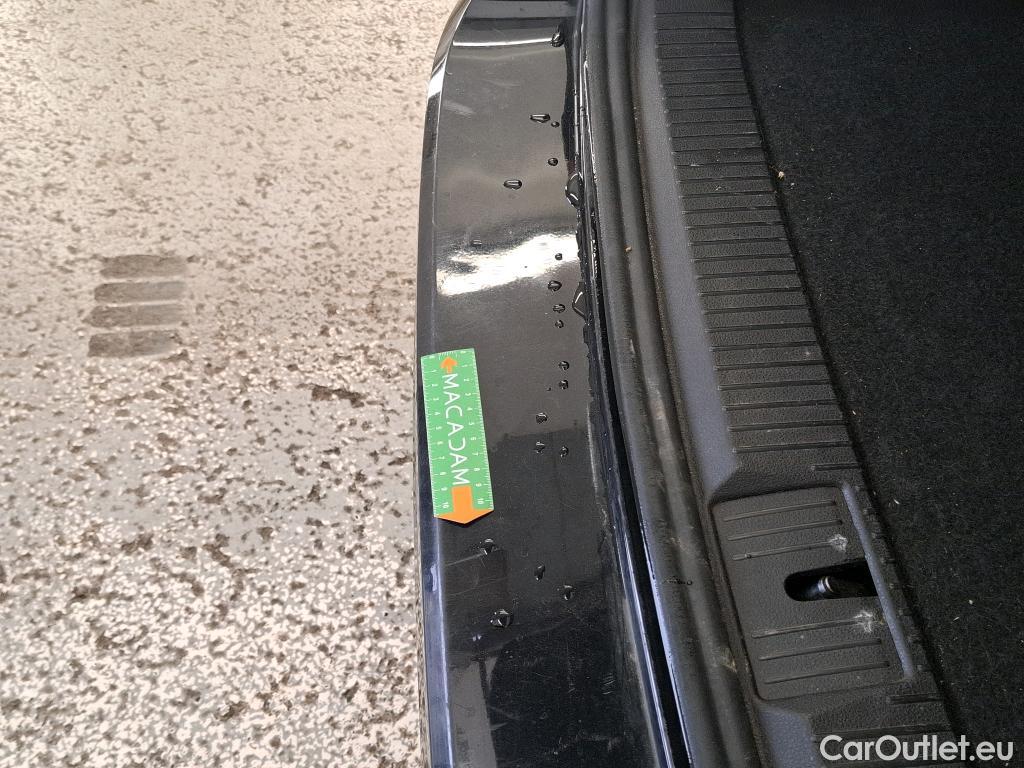  Volkswagen  Passat  Break Life Plus 2.0 TDI 150CV BVA7 E6d #7