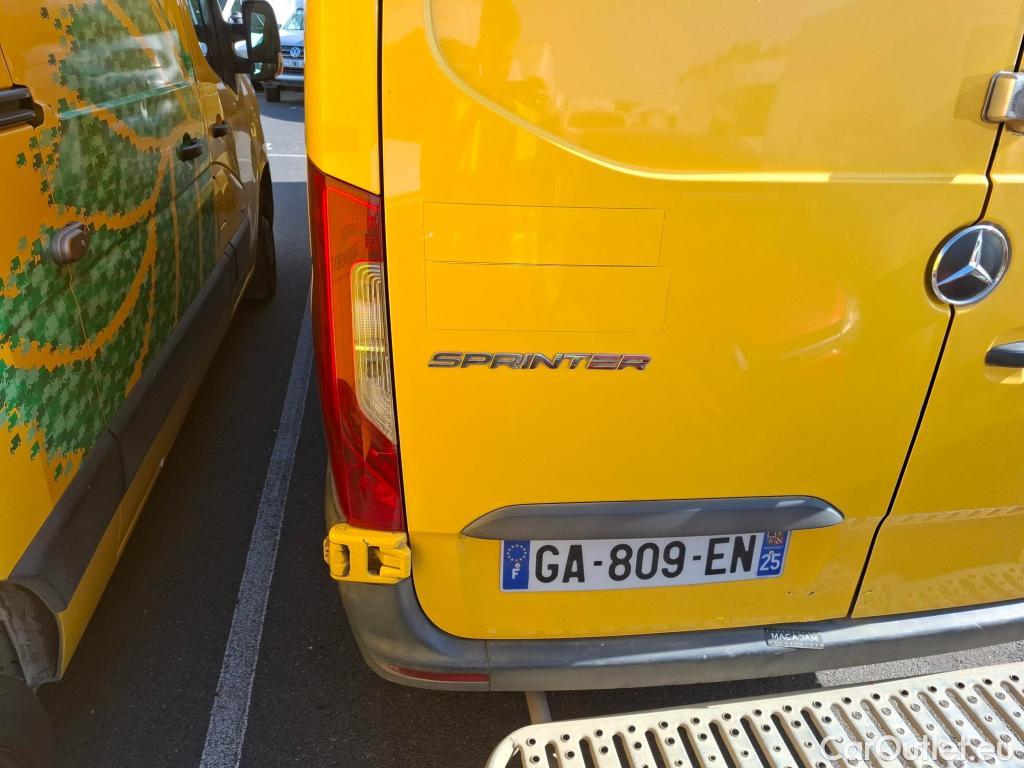  Mercedes  Sprinter MERCEDES-BENZ  / 2018 / 4P / Fourgon tôlé 314 CDI Emp 4325 3.5T #24