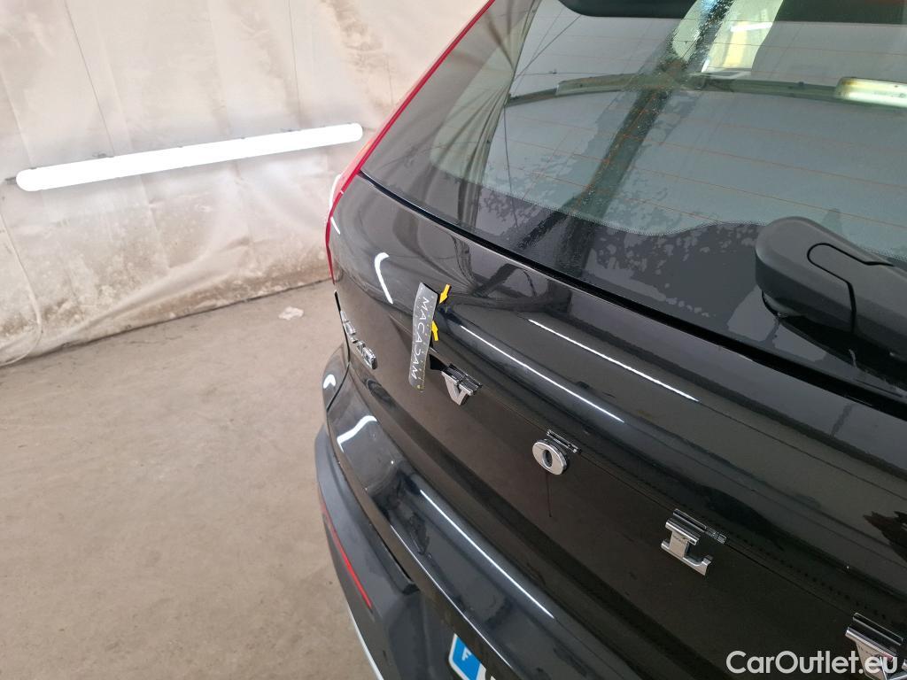  Volvo  XC 40 VOLVO XC40 / 2022 / 5P / SUV Recharge T4 211 DCT7 Ultimate #33