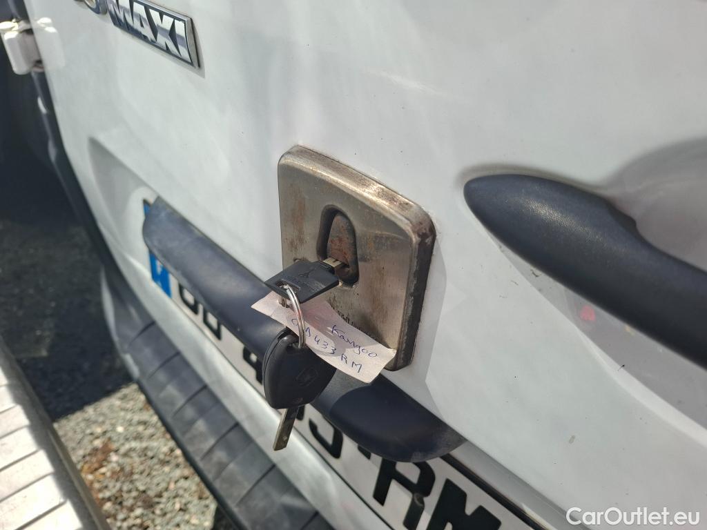  Renault  Kangoo  II Express Maxi Extra (Série Spéciale) 1.5 dCi 95CV BVM6 E6dT #31