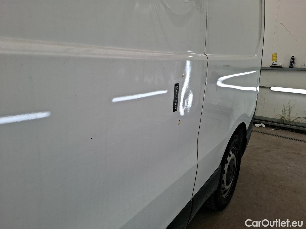  Renault  Trafic  Fourgon L2H1 3T Grand Confort 2.0 dCi 130CV BVM6 E6d #24