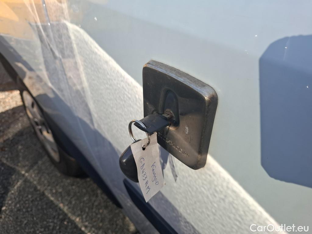  Renault  Kangoo  II Express Maxi Extra (Série Spéciale) 1.5 dCi 95CV BVM6 E6dT #27