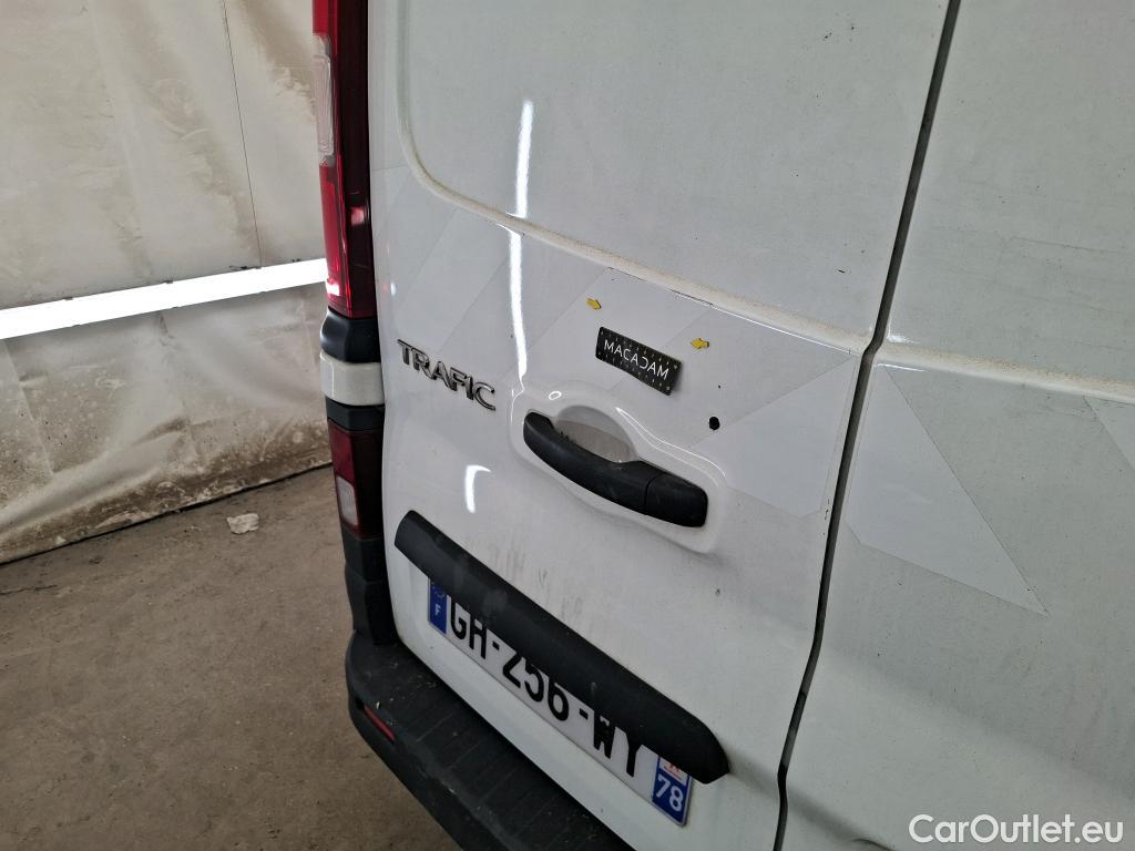  Renault  Trafic  Fourgon L2H1 3T Grand Confort 2.0 dCi 130CV BVM6 E6d #25