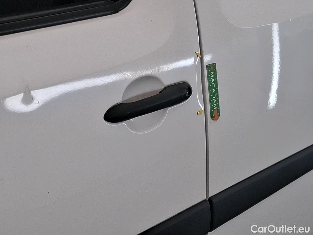  Renault  Kangoo  Express Maxi Extra (Série Spéciale) 1.5 #4
