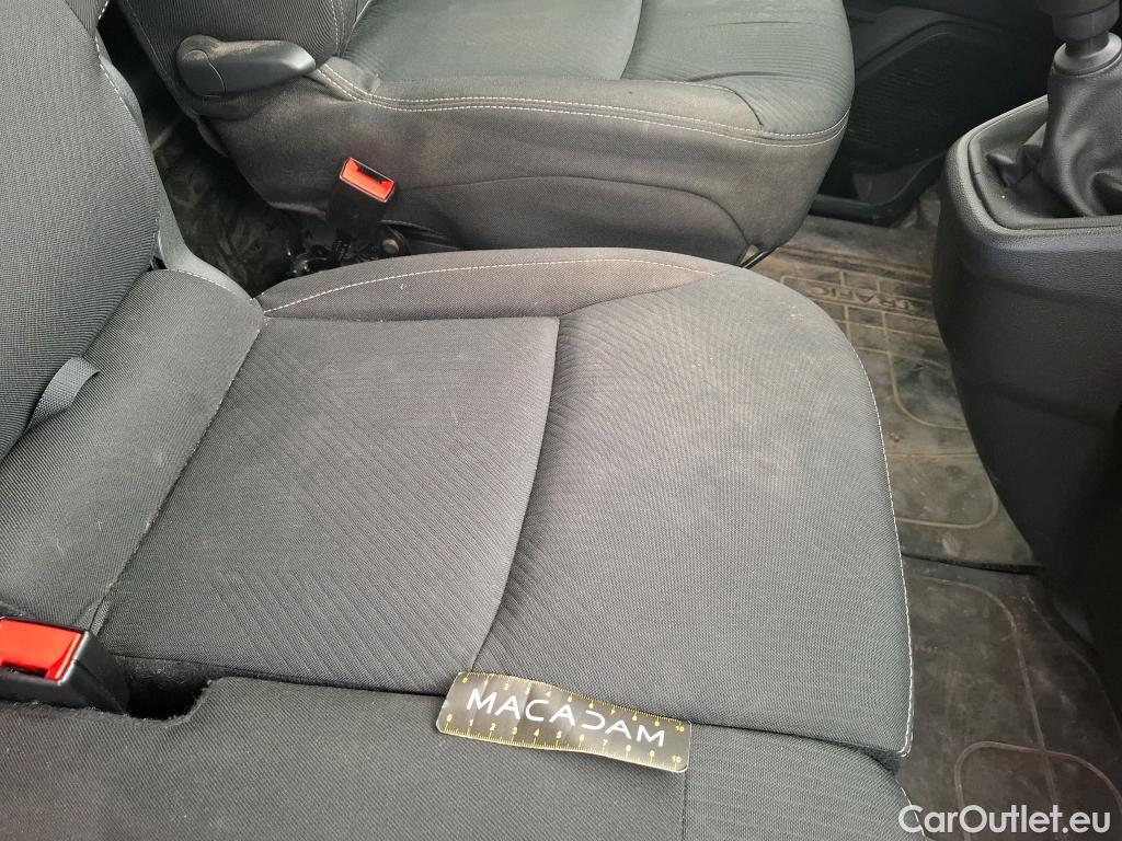  Renault  Trafic  Fourgon L2H1 3T Grand Confort 2.0 dCi 130CV BVM6 E6d #43